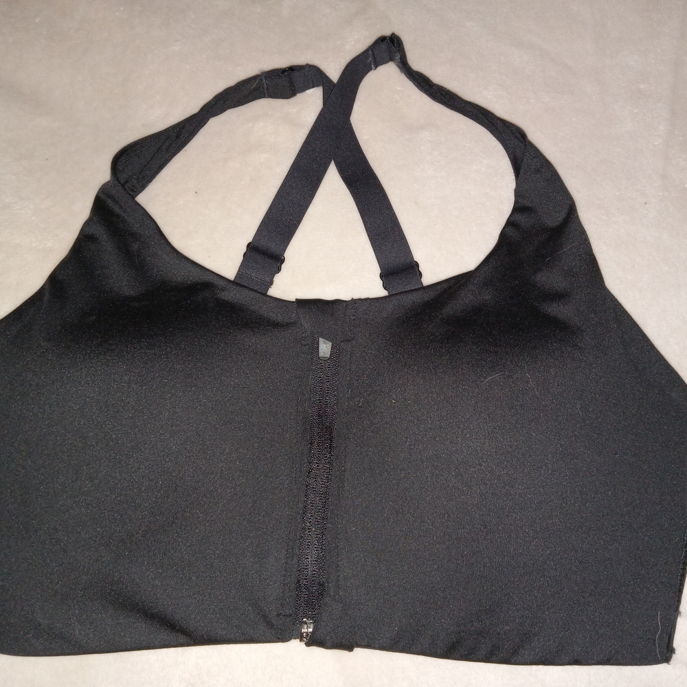 Avis Solid Back Women's Zip Front Sports Bra